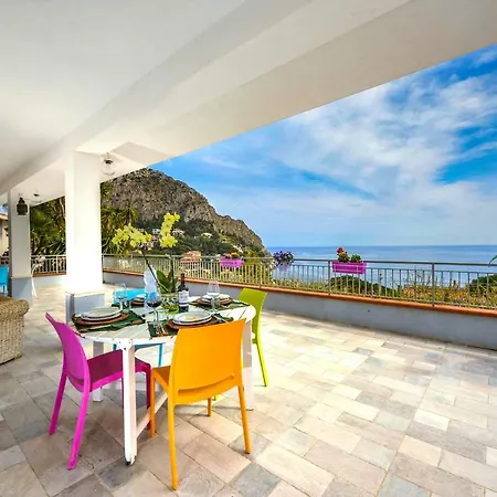 Vila La Di Sofia Santa Flavia